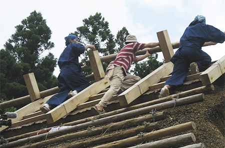 九州茅葺屋根工事店